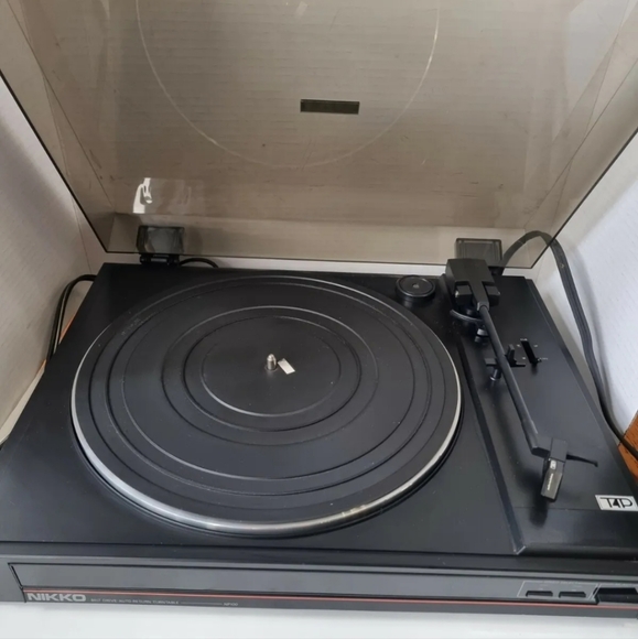 Nikko Auto-Return Turntable NP100 - Picture 7 of 7